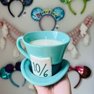 💚🎂🫖 Disney mad hatter mug candle handmade soy wax tea cup